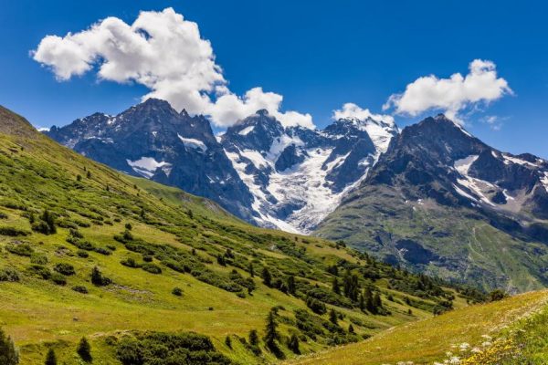 PA1_panorama-des-ecrins