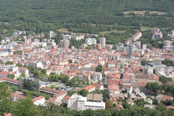 Vue_sur_le_centre-ville_de_Gap_depuis_Puymaure