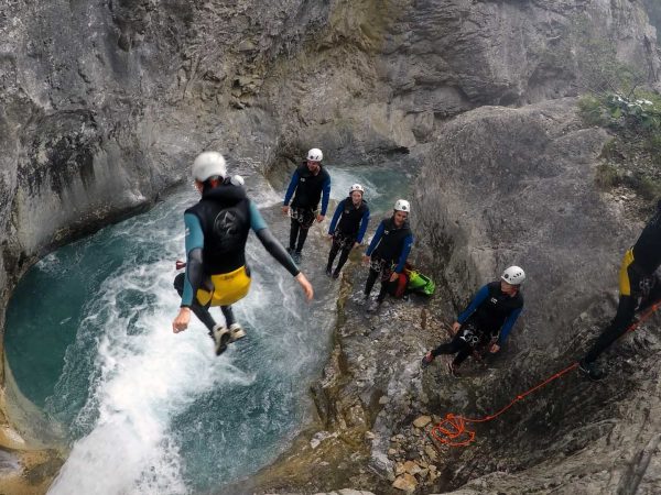 cest-quoi-le-canyoning