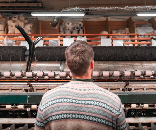 filature-credit-entre-2-poles-2032