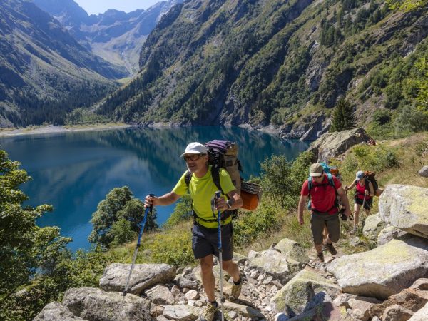 Isère (38), Parc national des Ecrins, vallée du Vénéon, Lac du Lauvitel, Randonnée pédestre sur le GR54, Grand tour des Ecrins // Isère (38), Ecrins National Park, Valley Vénéon, Lauvitel Lake, Hiking on the GR54, Grand tour of the Ecrins