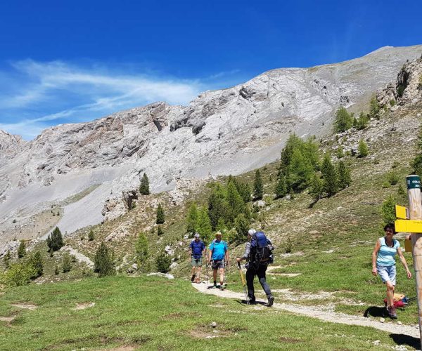 randonneurs-sur-le-tour-du-queyras-17592